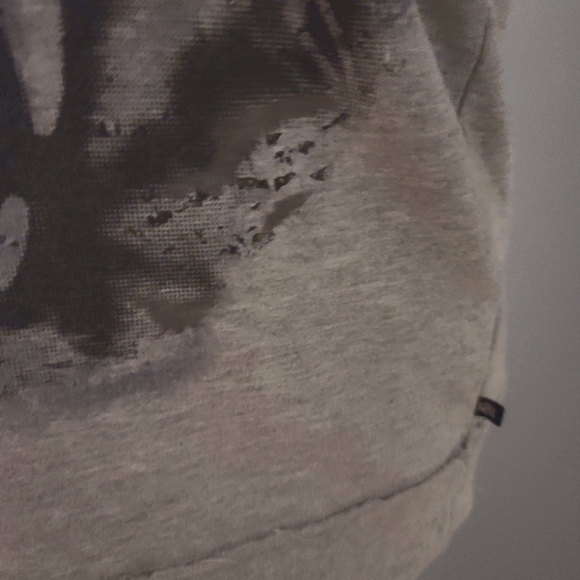 Long sleeved Crop Top sweatshirt w/ Tiger sz Medium Color Grey/Black Gently used - Picture 5 of 7